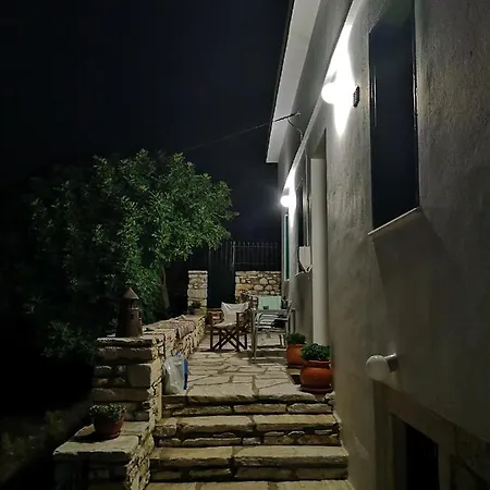 公寓 με θέα το χωριό & το όρος ζευς!