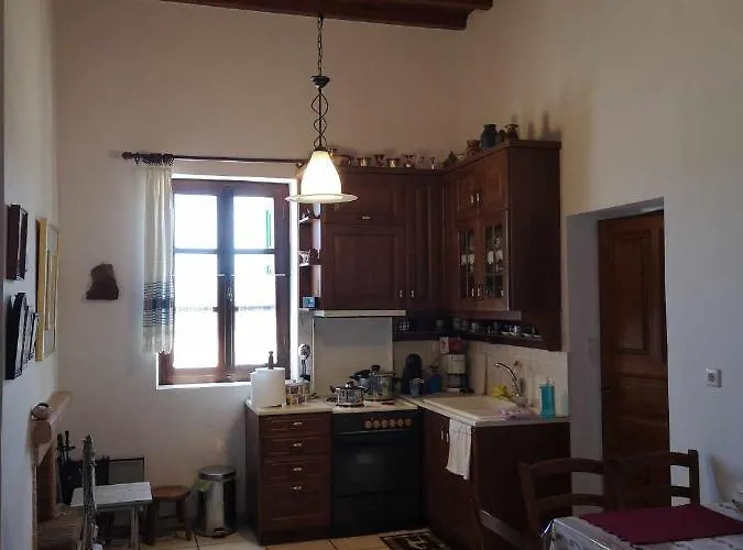 με θέα το χωριό & το όρος ζευς! *