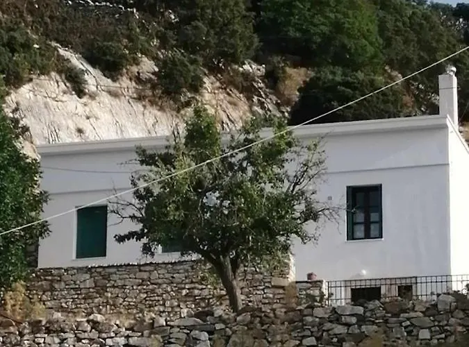 Апартаменты με θέα το χωριό & το όρος ζευς! Aperathos