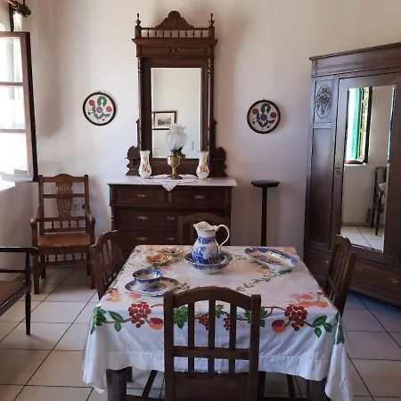 με θέα το χωριό & το όρος ζευς! * Απέραθος