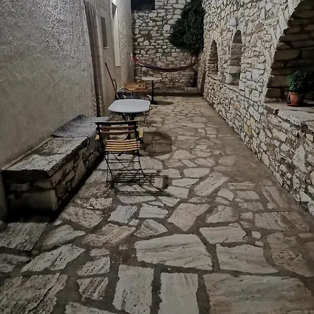 με θέα το χωριό & το όρος ζευς! *